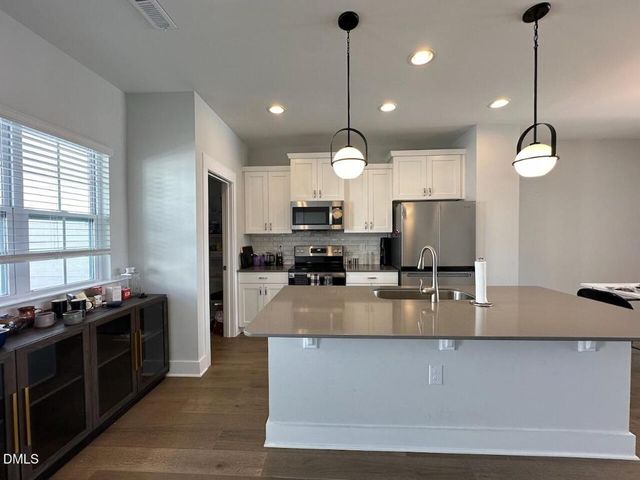 8524 Silsbee Drive, Raleigh, NC 27613