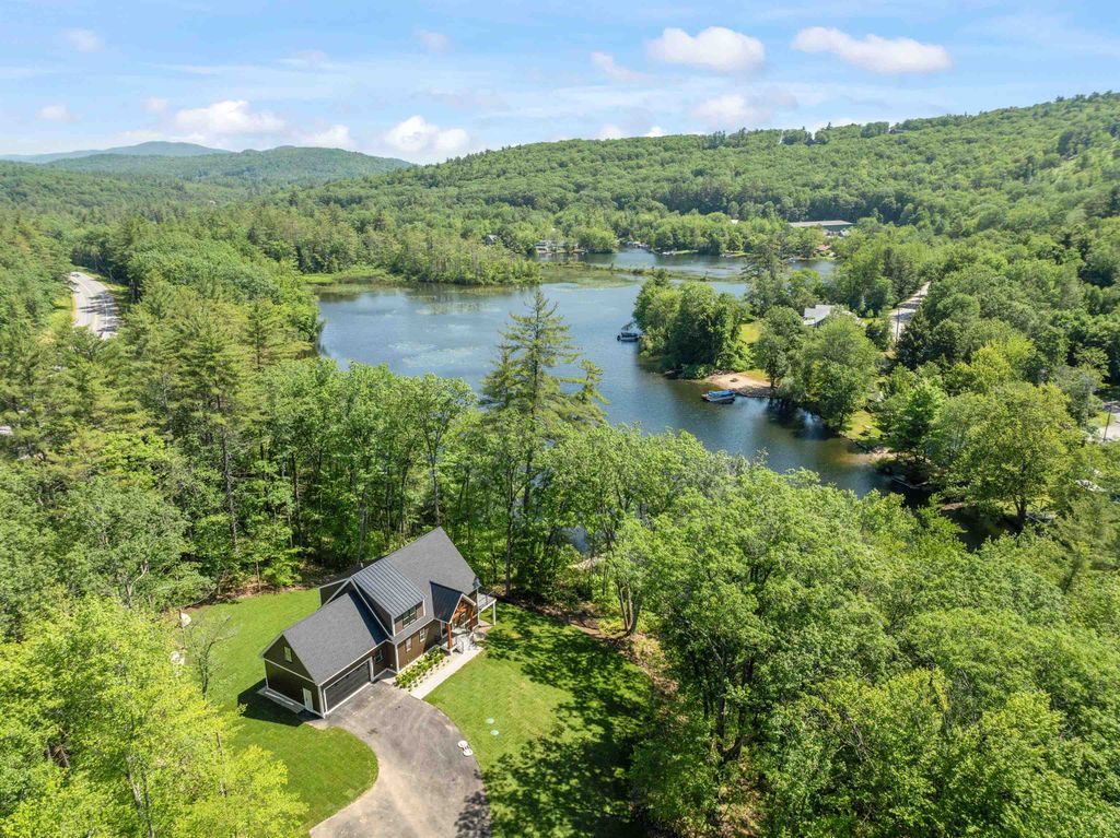 74 Scenic View Road, Ashland, NH 03217
