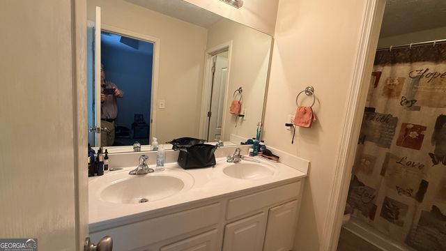 6317 Ellenwood Drive, Rex, GA 30273