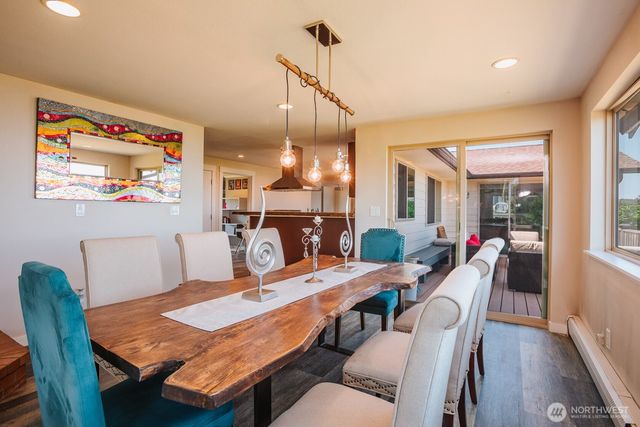 1462 SE Camano Drive, Camano Island, WA 98282