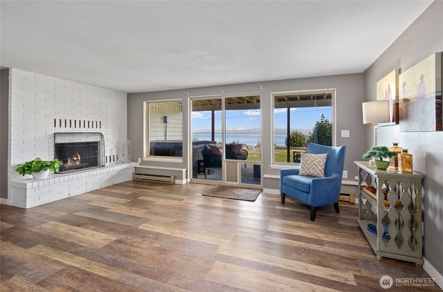 1462 SE Camano Drive, Camano Island, WA 98282