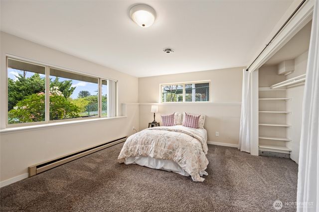 1462 SE Camano Drive, Camano Island, WA 98282