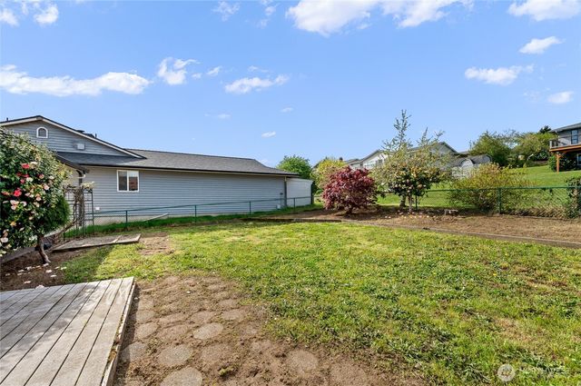 1462 SE Camano Drive, Camano Island, WA 98282