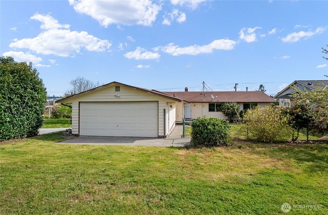 1462 SE Camano Drive, Camano Island, WA 98282