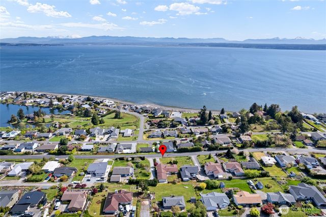 1462 SE Camano Drive, Camano Island, WA 98282