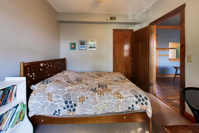 4601 N MALDEN Street 3, Chicago, IL 60640
