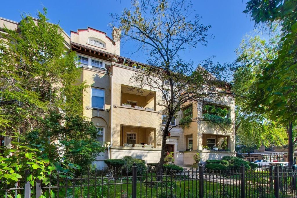 4601 N MALDEN Street 3, Chicago, IL 60640 — photo 2
