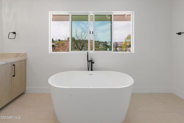 32164 Beachlake Lane, Westlake Village, CA 91361