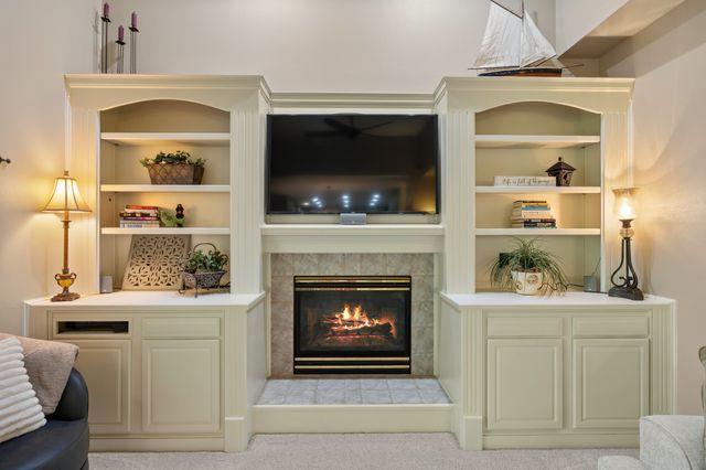 990 SE Westwoods Drive, Waukee, IA 50263