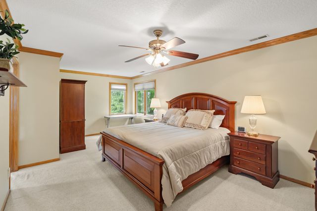 990 SE Westwoods Drive, Waukee, IA 50263
