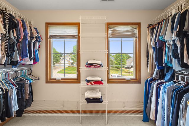 990 SE Westwoods Drive, Waukee, IA 50263