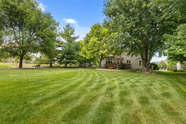 990 SE Westwoods Drive, Waukee, IA 50263