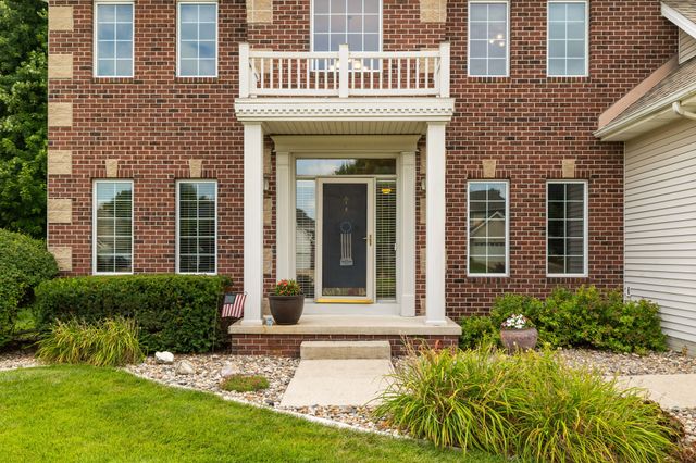 990 SE Westwoods Drive, Waukee, IA 50263