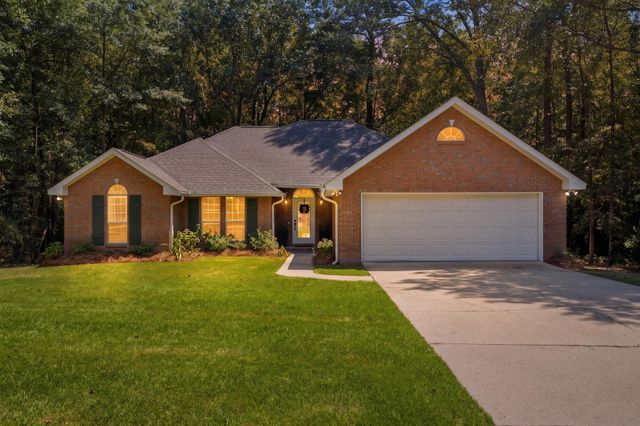 59 Nicklaus Trail, Petal, MS 39465