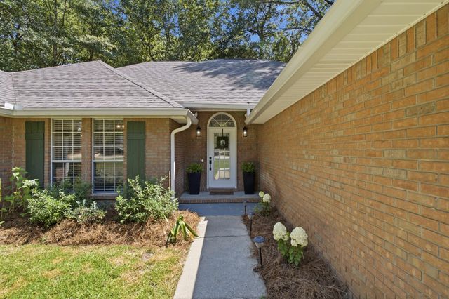 59 Nicklaus Trail, Petal, MS 39465