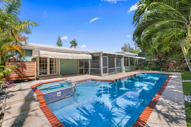 2136 NE 4th Court, Boca Raton, FL 33431