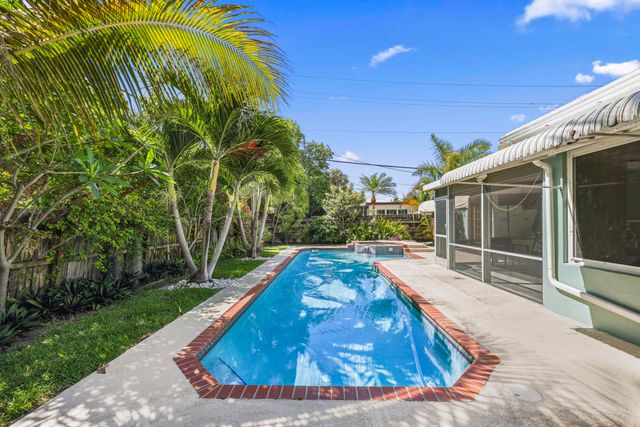 2136 NE 4th Court, Boca Raton, FL 33431