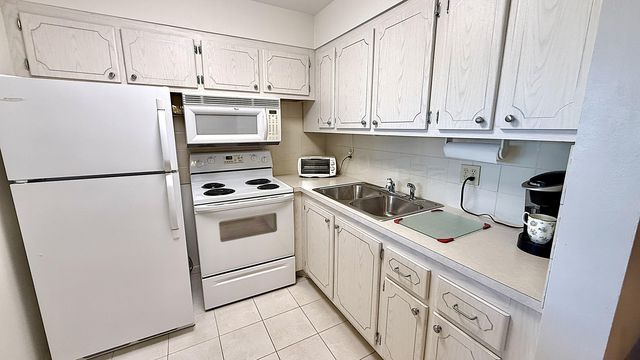 4014 Islewood D, Deerfield Beach, FL 33442