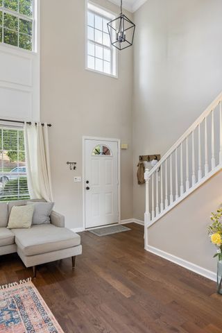 521 Old Towne Dr, Brentwood, TN 37027
