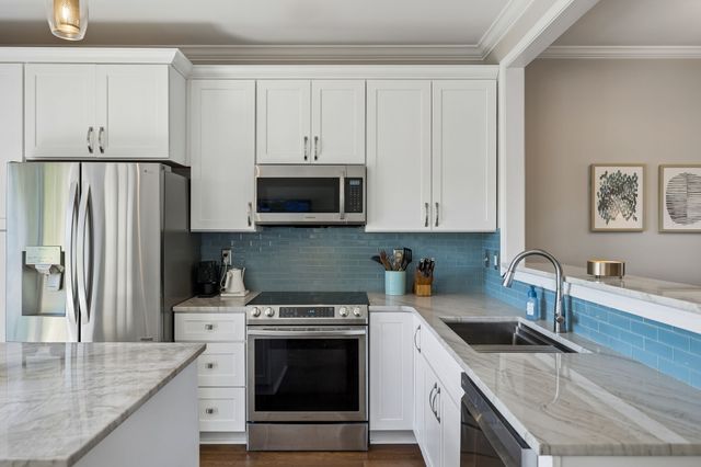 521 Old Towne Dr, Brentwood, TN 37027