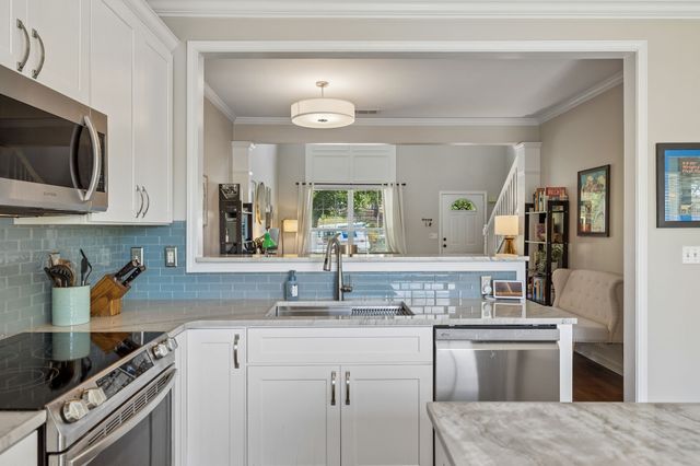 521 Old Towne Dr, Brentwood, TN 37027