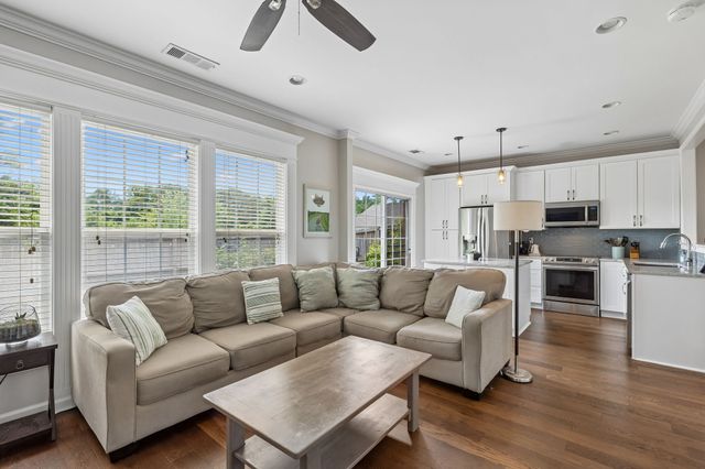 521 Old Towne Dr, Brentwood, TN 37027