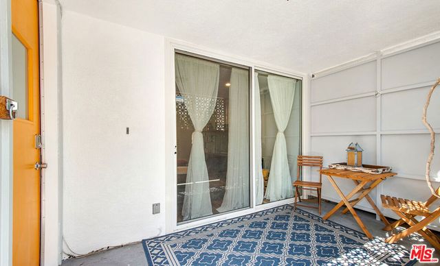 141 W Hillcrest Boulevard 2, Inglewood, CA 90301