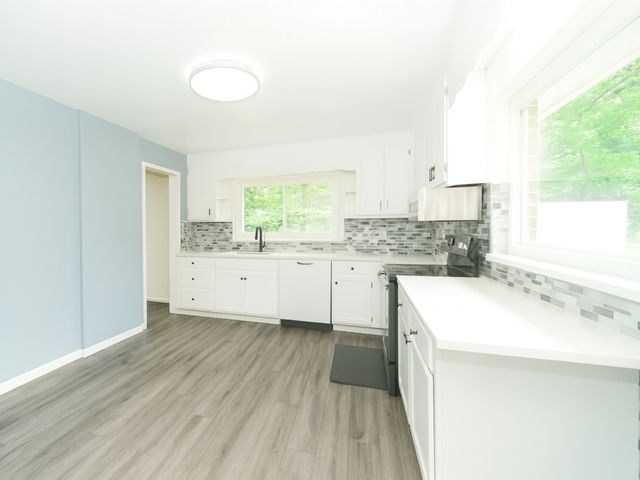 308 STEWART Avenue, Waukegan, IL 60085