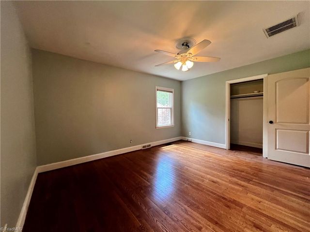 4506 Starmount Drive, Greensboro, NC 27410