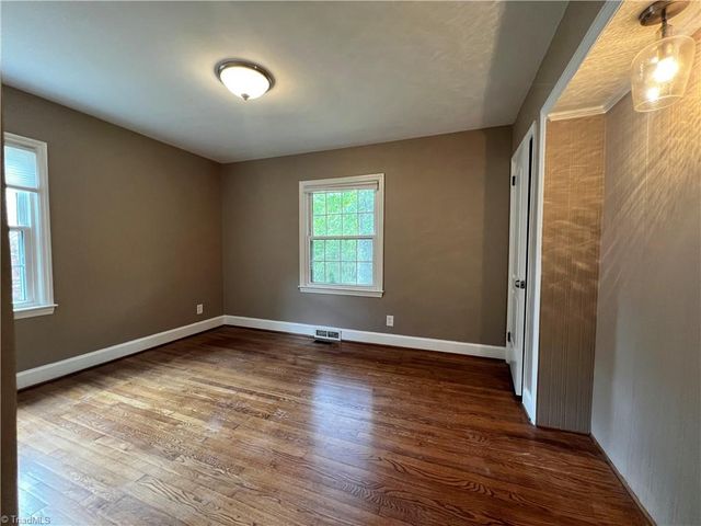 4506 Starmount Drive, Greensboro, NC 27410