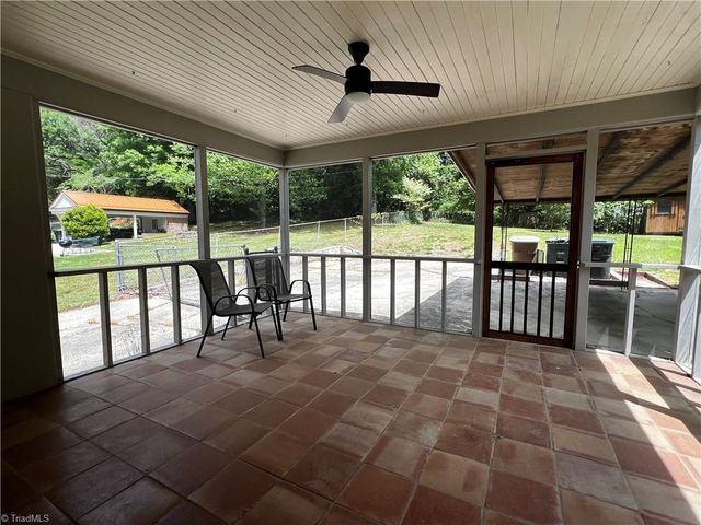 4506 Starmount Drive, Greensboro, NC 27410