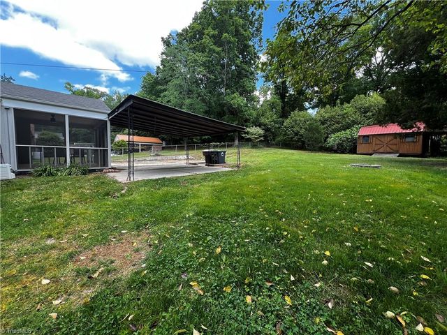 4506 Starmount Drive, Greensboro, NC 27410