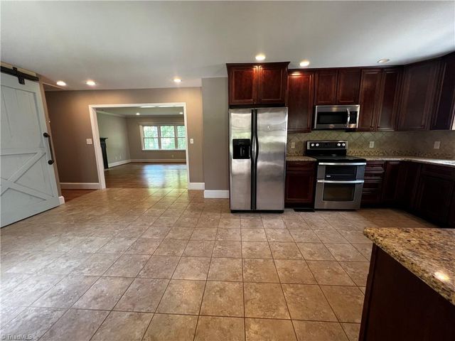4506 Starmount Drive, Greensboro, NC 27410