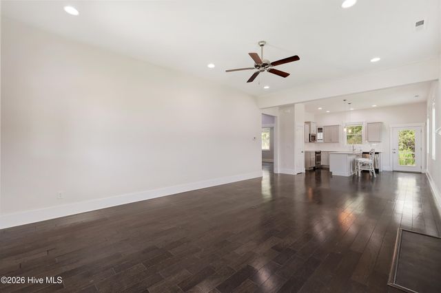 5908 Wayfarer Trail 65, Wilmington, NC 28409