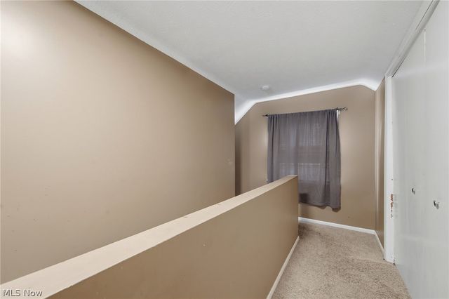 788 E Archwood Avenue, Akron, OH 44306