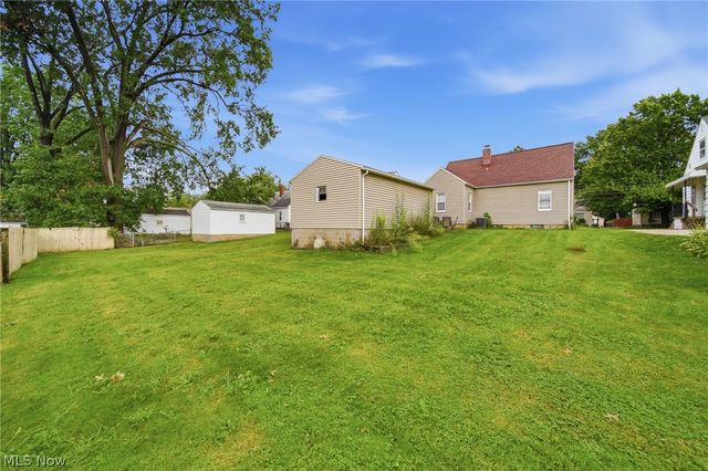 788 E Archwood Avenue, Akron, OH 44306