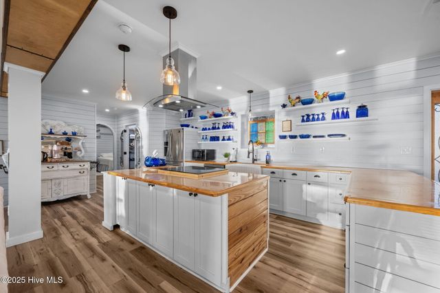 511 N A Street, Bridgeton, NC 28519