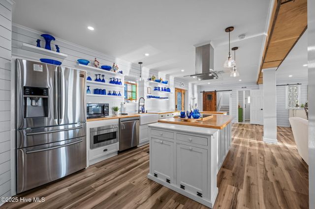 511 N A Street, Bridgeton, NC 28519