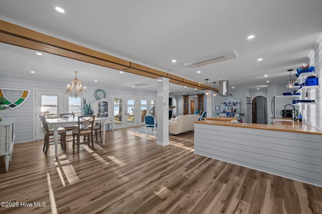 511 N A Street, Bridgeton, NC 28519