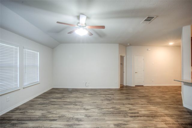 621 Jamestown Lane, Fate, TX 75189