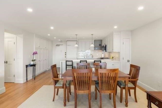 9 Hawthorne Pl 14H, Boston, MA 02114