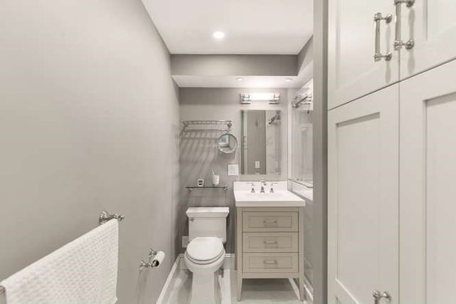 9 Hawthorne Pl 14H, Boston, MA 02114