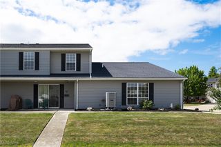 6883 Colonial Drive B, Mentor, OH 44060