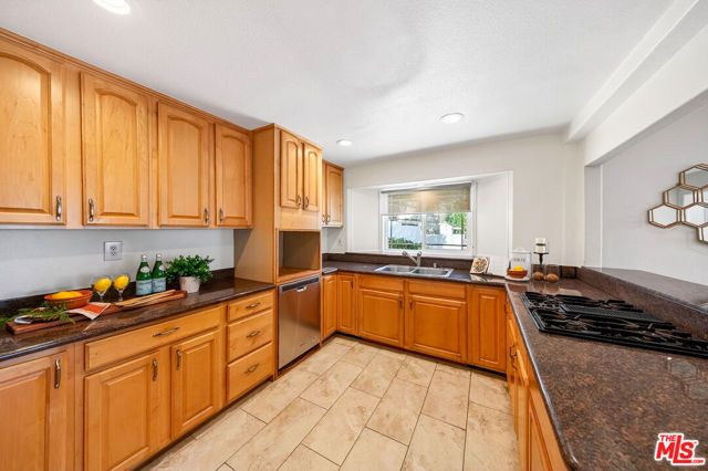 4603 Ocean View Boulevard, La Canada Flintridge, CA 91011