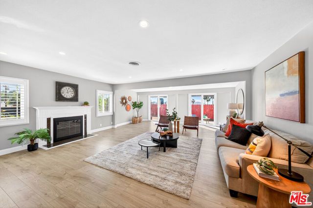 4603 Ocean View Boulevard, La Canada Flintridge, CA 91011