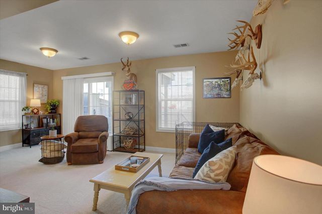 536 S CARLISLE ST, Greencastle, PA 17225