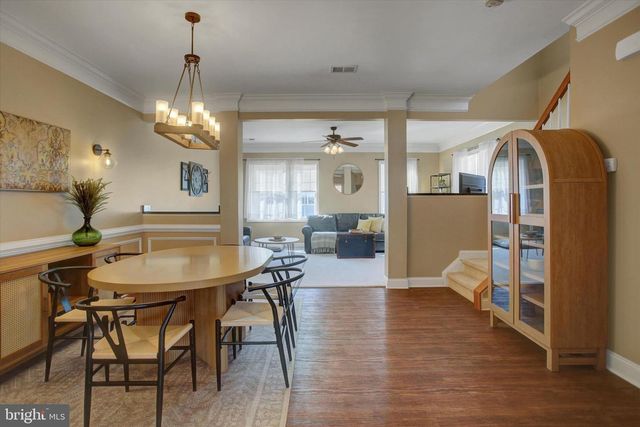 536 S CARLISLE ST, Greencastle, PA 17225