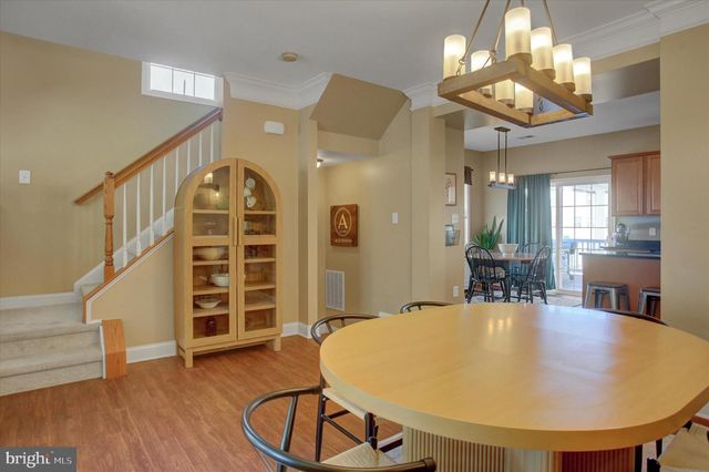 536 S CARLISLE ST, Greencastle, PA 17225