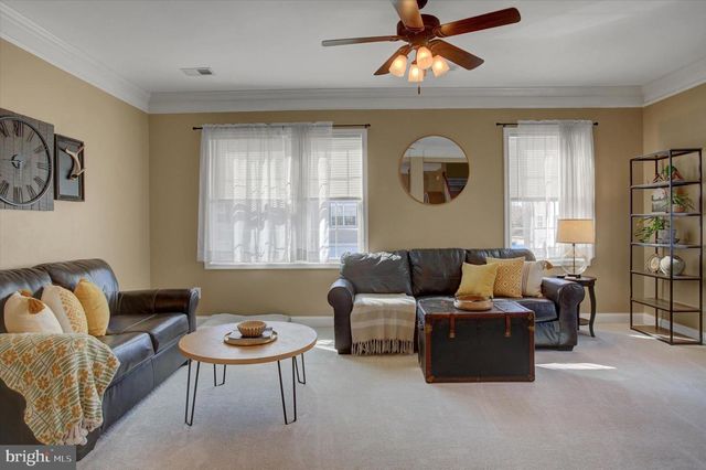 536 S CARLISLE ST, Greencastle, PA 17225