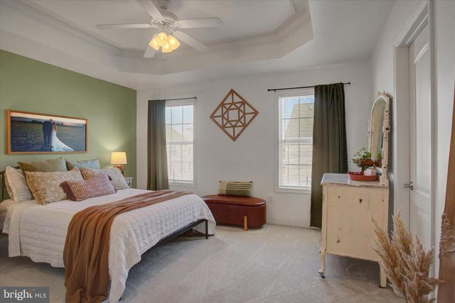 536 S CARLISLE ST, Greencastle, PA 17225